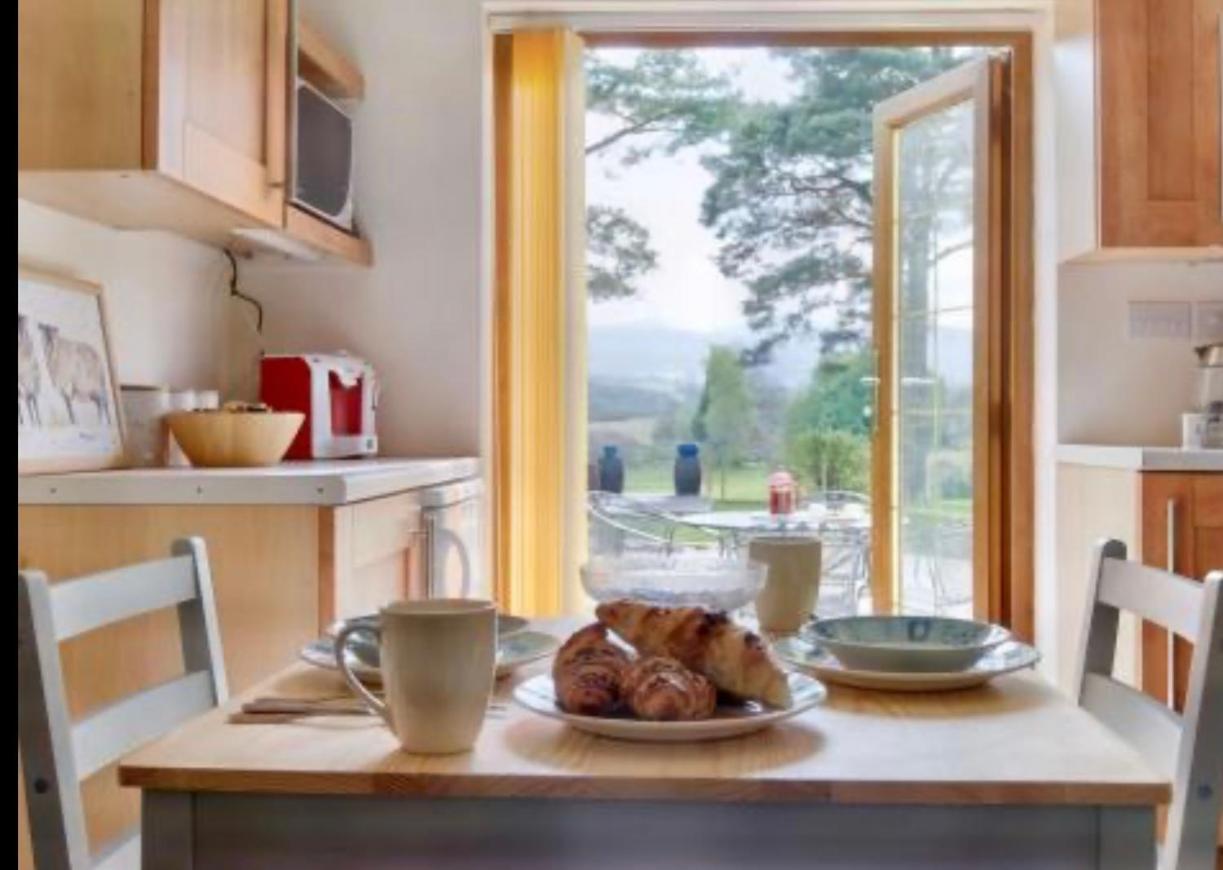 Mountain View Cottage, Hot Tub , Stunning Views Llanhamlach Zewnętrze zdjęcie
