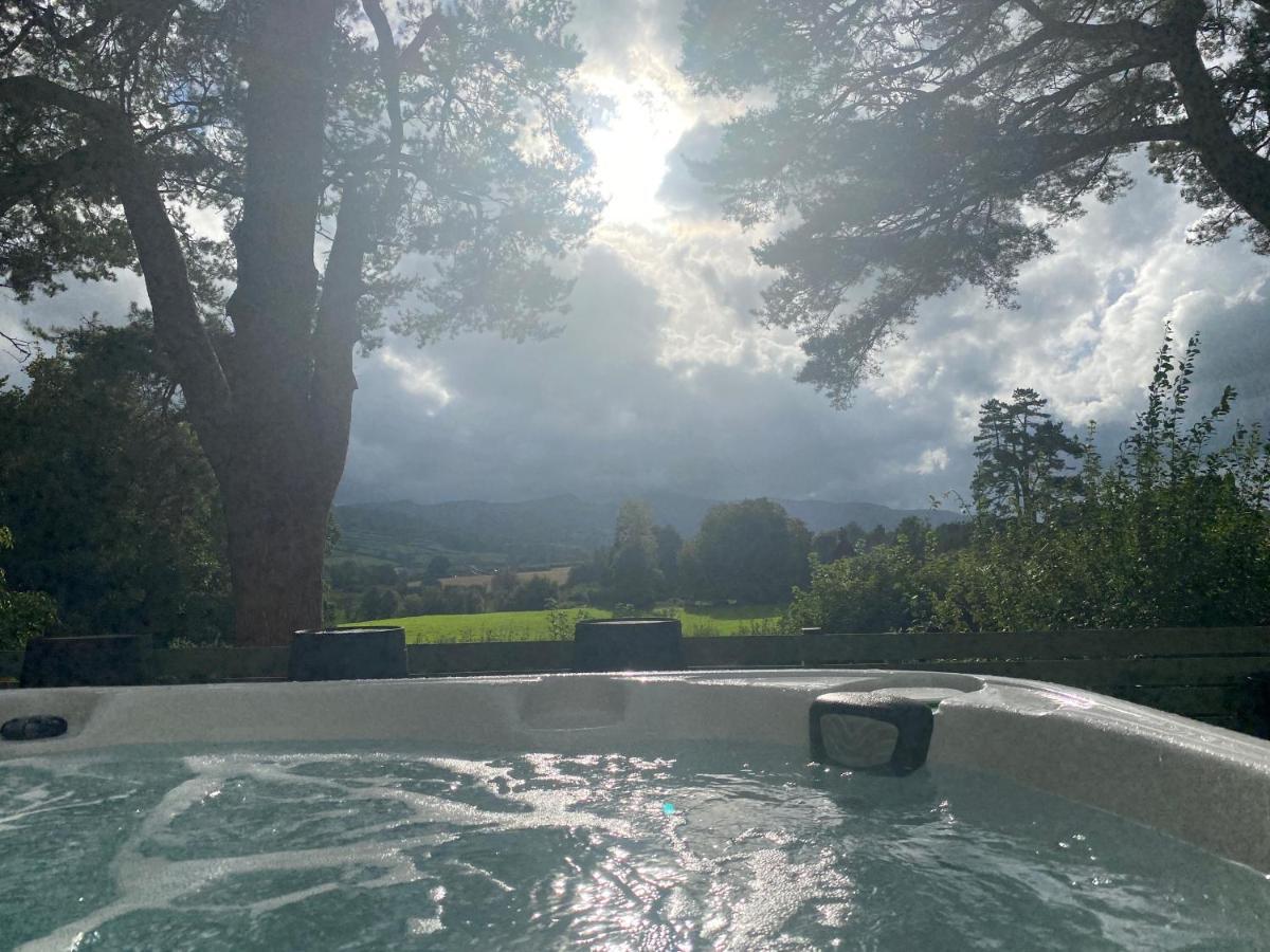 Mountain View Cottage, Hot Tub , Stunning Views Llanhamlach Zewnętrze zdjęcie